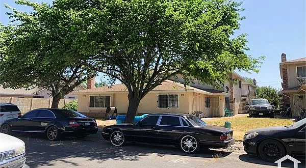 91 Nedra Ct — Photo 2