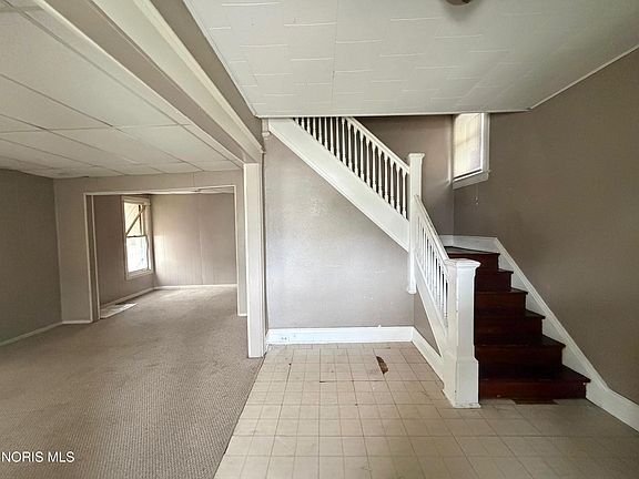 4th image of 1143 South Ave