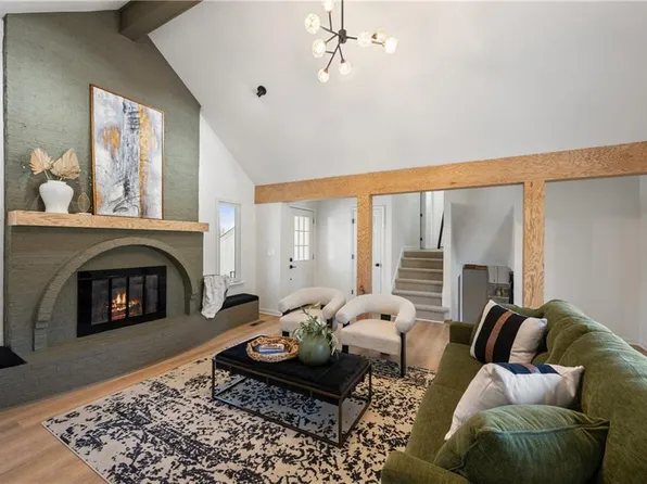 16111 W 154th Ter, Olathe, KS 66062