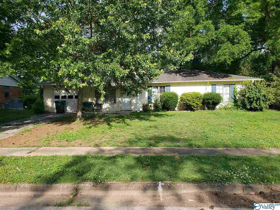 1st image of 902 Danmann Cir SE