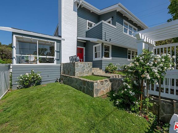 5th image of 15449 De Pauw St