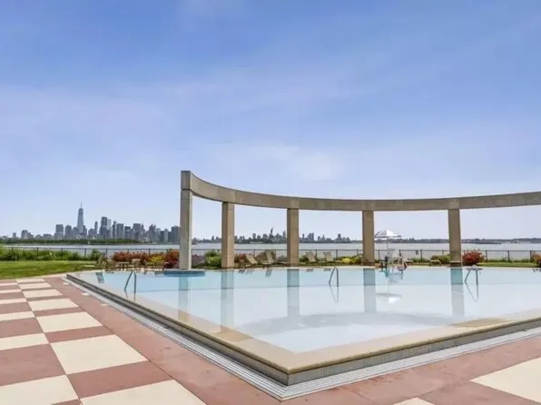 36 Independence Way image 31 of 40