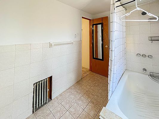 5th image of 23-22 92nd St #1