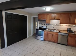 56 Wayne Dr #56, Plainville, CT 06062