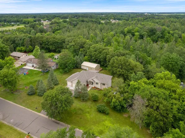 1539 229th Ln NE, East Bethel, MN 55005