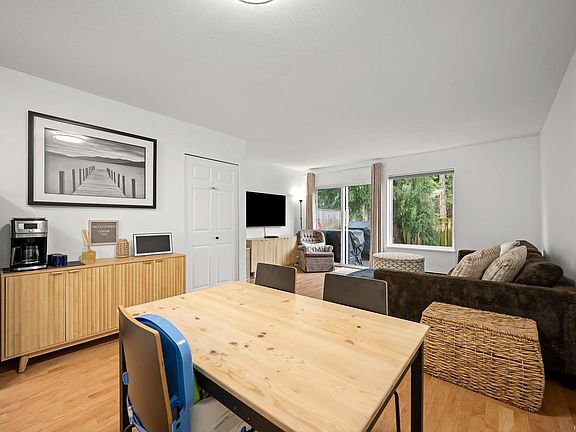 5th image of 2625 Muir Rd #9