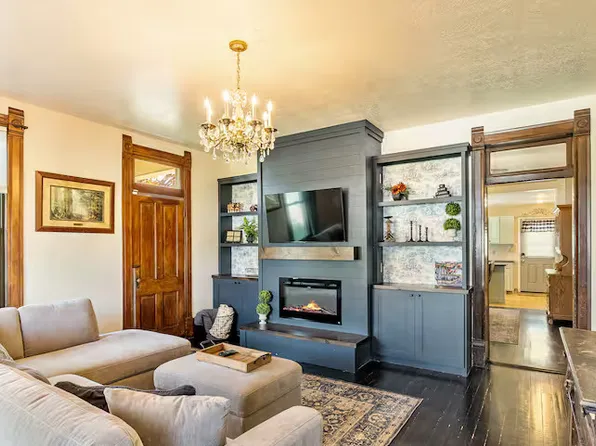 (undisclosed Address), Lehi, UT 84043