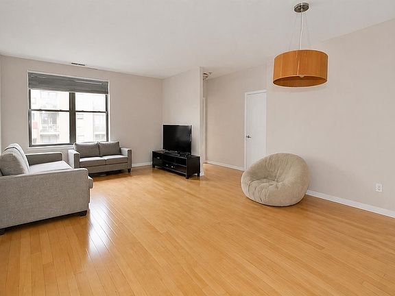 4th image of 26 Avenue At Port Imperial APT 315