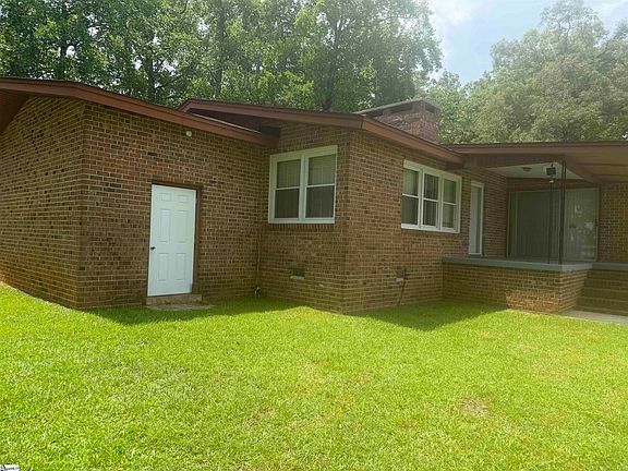 5th image of 775 Pineland Shores Cir