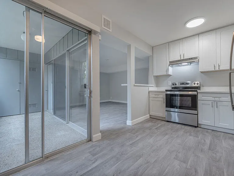 Danville Park Apartments — Photo 22