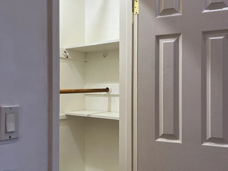 4837 Brighton Ave — Photo 17