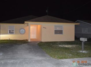 1641 W 17th St, Riviera Beach, FL 33404