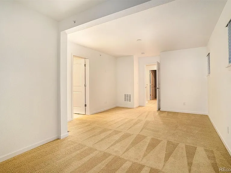 827 Marine Corps Dr — Photo 13