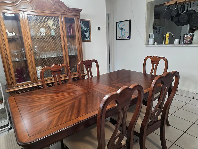1545 Maxwell Ln — Photo 25