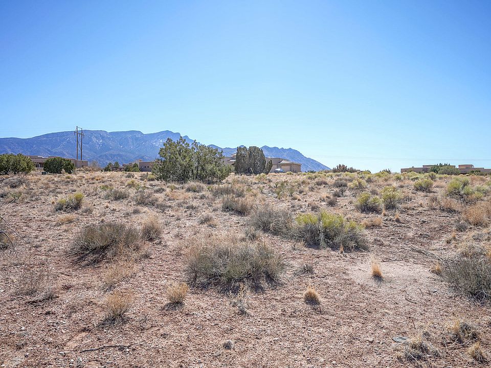 1st image of Mimbres Ct