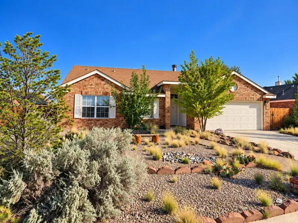 19 Pinon Ave, Los Lunas, NM 87031