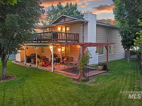 2nd image of 2845 S Snowflake Dr