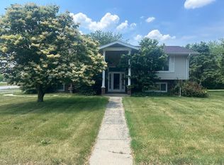 16962 S Plainsman Ct, Plainfield, IL 60586