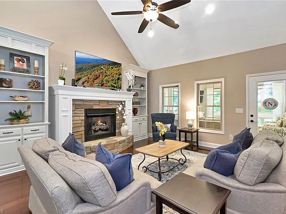 5th image of 1611 Woodrun Dr