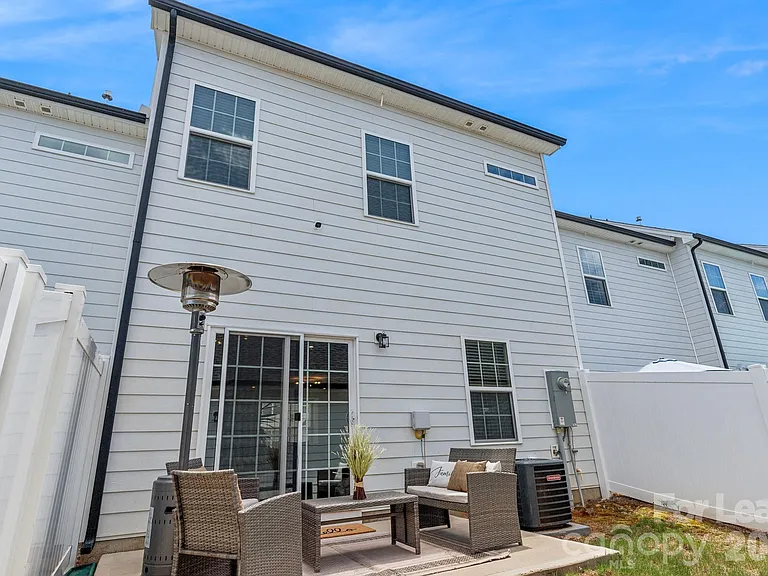 5048 Patton Dr — Photo 27