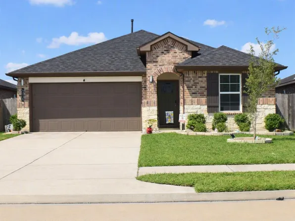 5030 Pine Haven Ln, Fresno, TX 77545