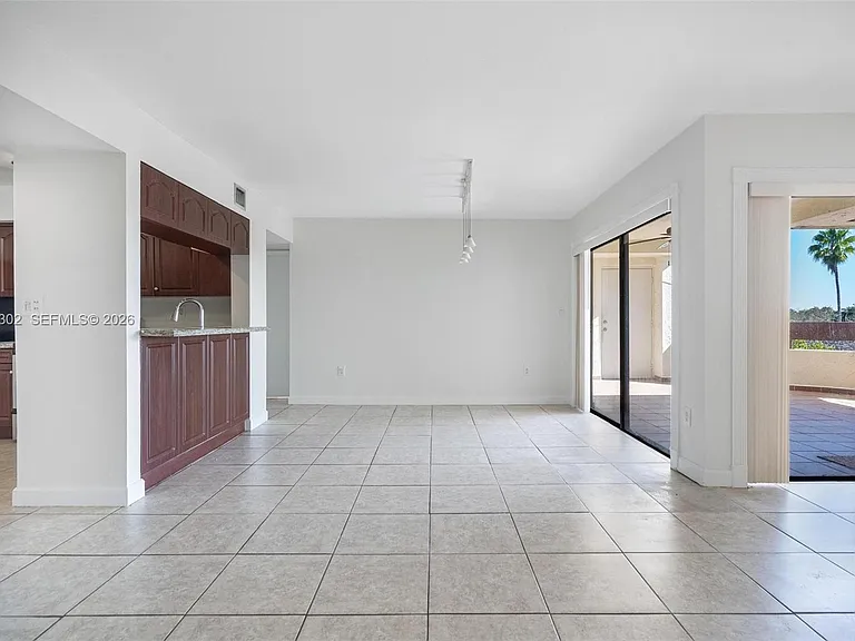 9040 SW 125th Ave #D408 — Photo 18