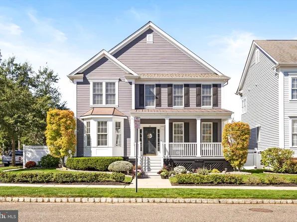 23 North St, Robbinsville, NJ 08691