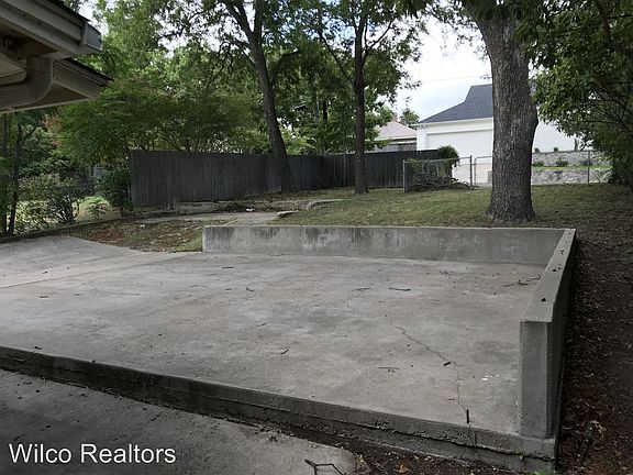 5th image of 2512 S University Dr
