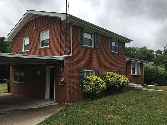 2nd image of 3034 Creekwood Dr