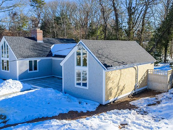 3rd image of 109 Waterway