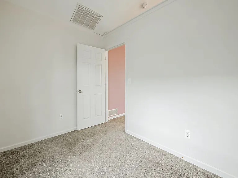 3079 Grove St — Photo 9