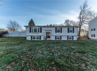 18 America St, Cumberland, RI 02864