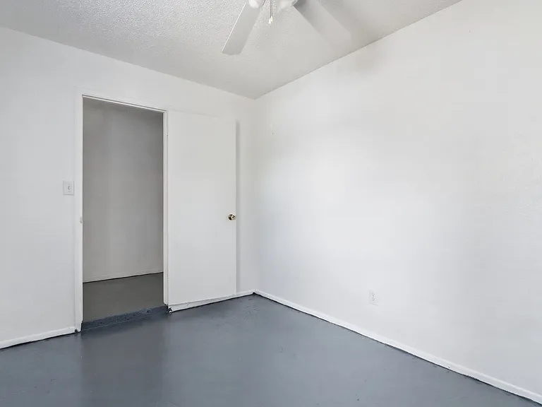 10969 Duke Snider Cir — Photo 5