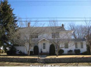 48 S Washington Ave, Niantic, CT 06357