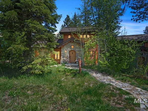 7 Rock Creek Ct, Donnelly, ID 83615