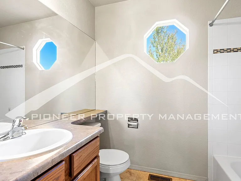3654 Tail Wind Dr — Photo 14