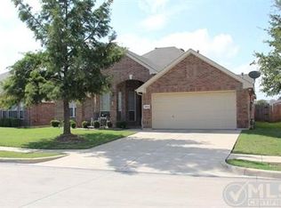 3824 Sevenoaks Dr, Fort Worth, TX 76244