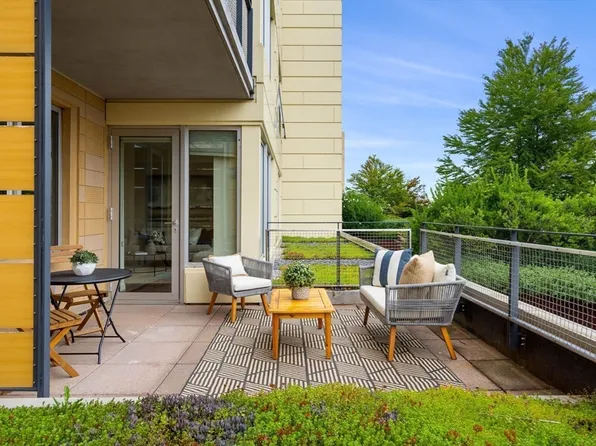 40 Nouvelle Way Unit T632, Natick, MA 01760