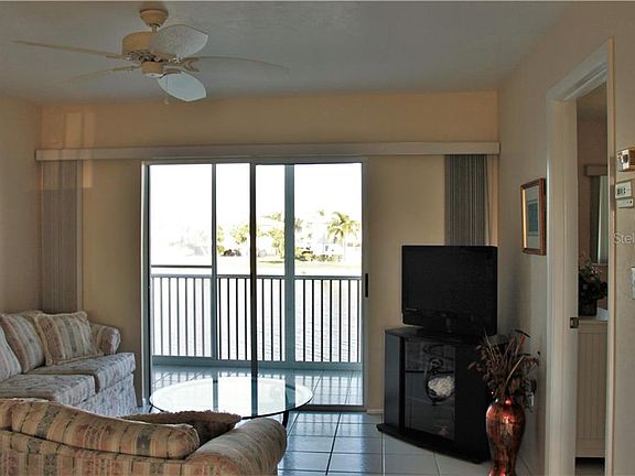 4th image of 12538 SW Kingsway Cir APT 908