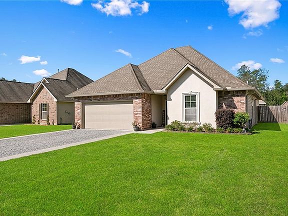 2nd image of 1028 E Creek Ct