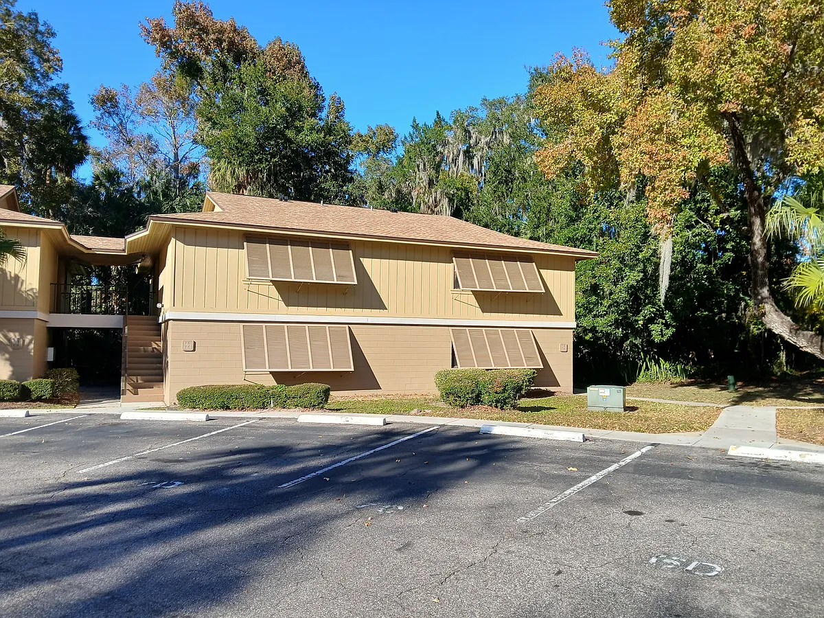Building Photo - 110 Cypress Woods Ct #7A