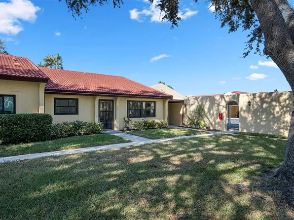 1222 56th St W, Bradenton, FL 34209