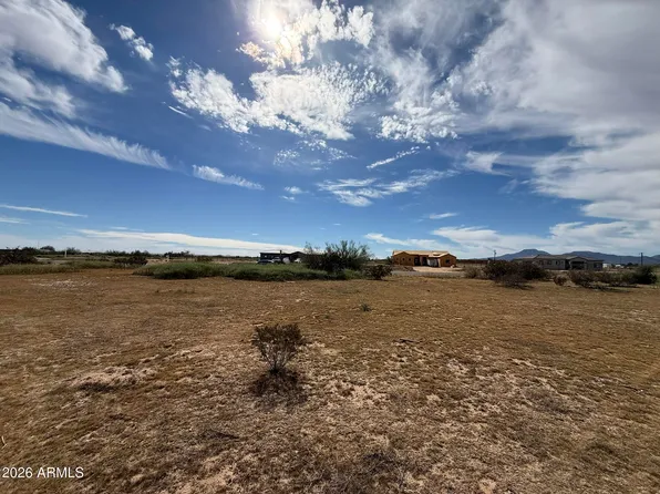 xxxx W Carefree Place #66, Unincorporated County, AZ 85139