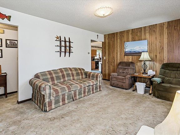 4th image of 1709 W 5th Ave