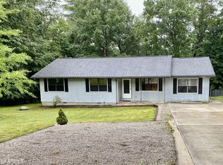 129 Mockingbird Dr, Crossville, TN 38555