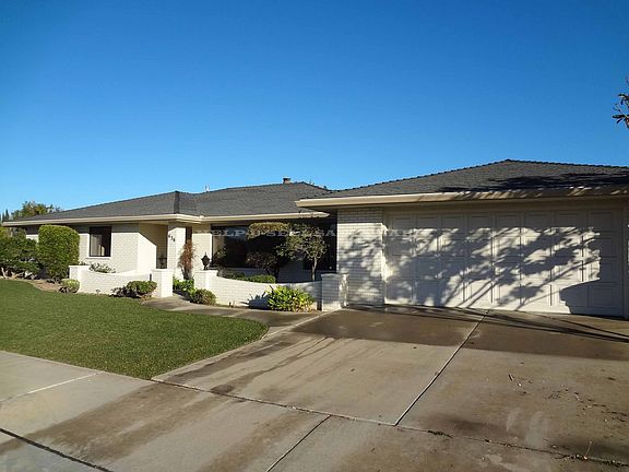 Garden Courtyard Entry