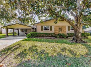 203 Firethorn Rd, Gulf Breeze, FL 32561