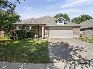 9821 McFarring Dr, Fort Worth, TX 76244