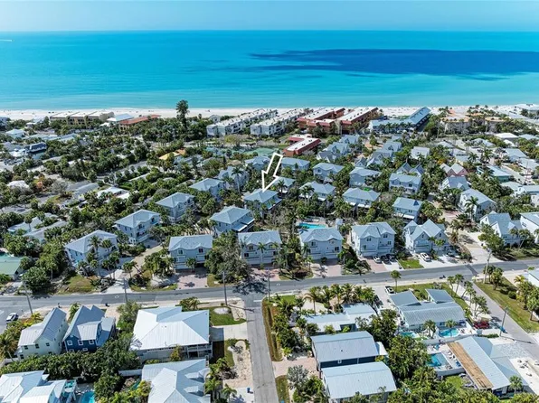 6250 Holmes Blvd Unit 56, Holmes Beach, FL 34217