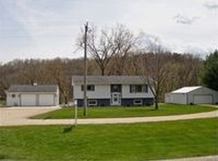 30575 Highway 60, Millville, MN 55957